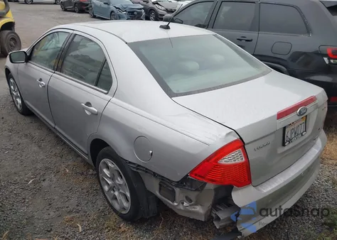 2010 Ford Fusion Se z USA, uszkodzony, nr VIN 3FAHP0HG0AR188994
